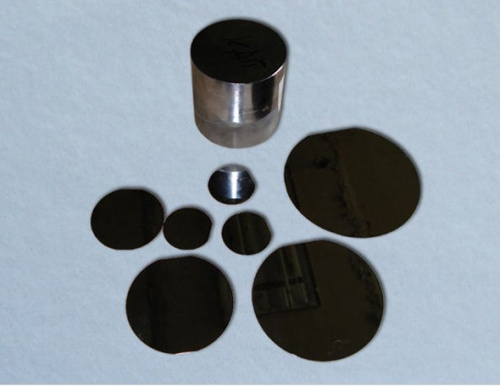 Подложки из окиси алюминия для микроэлектроники