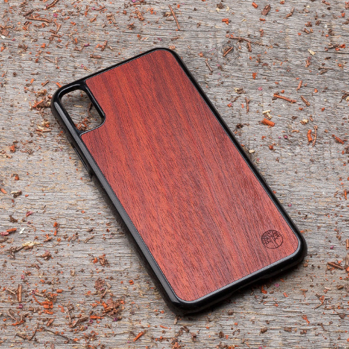 Чехлы деревянные для iPhone