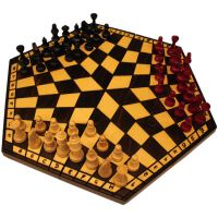 Шахматы на троих